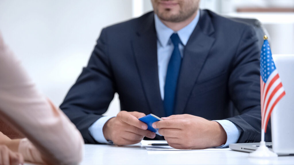 how-to-find-right-immigration-lawyer-1024x576